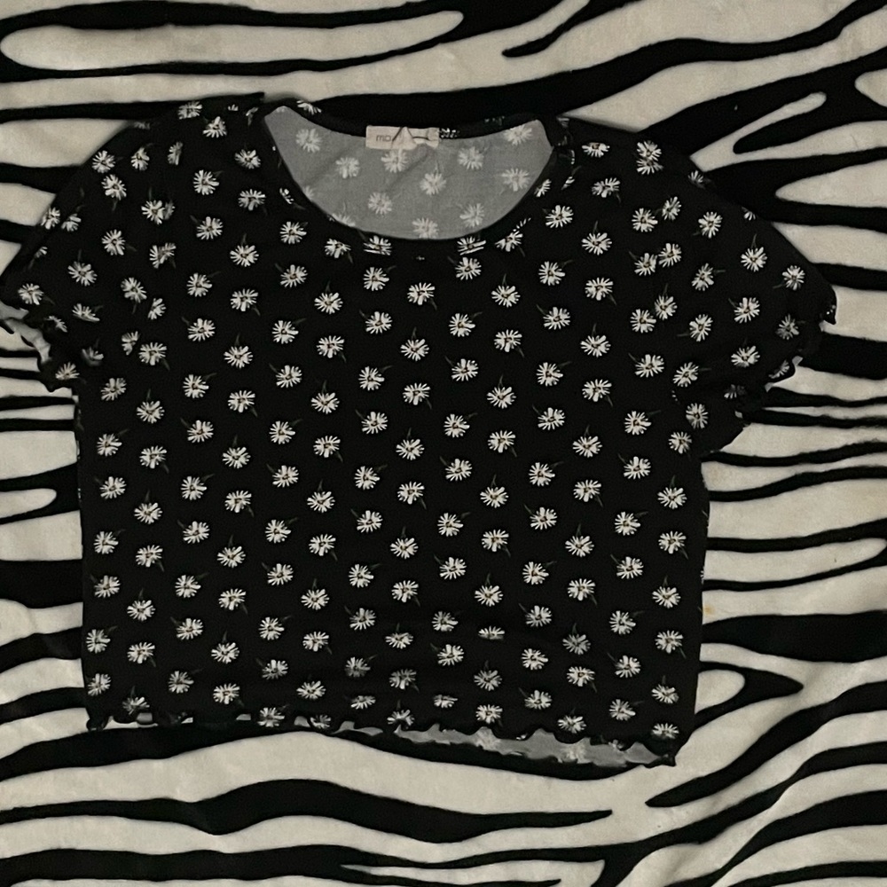 Teen Medium Cropped Daisy Top
